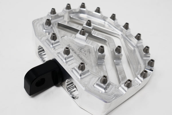 BLEM Spiked Arrow Mini Floorboards Dyna/FXR/Sporty/BaggerPassenger