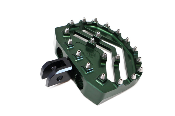 Spiked Arrow Mini Floorboards M8 Softail Driver