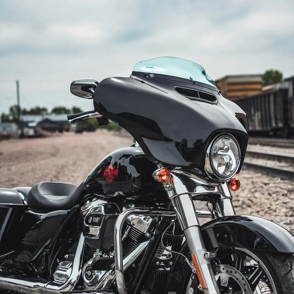 KlockWerks Kolor Flare® Windshield for Harley-Davidson® 2014-2023 Street Glide