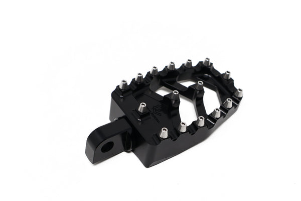 Spiked Arrow Pegs Black